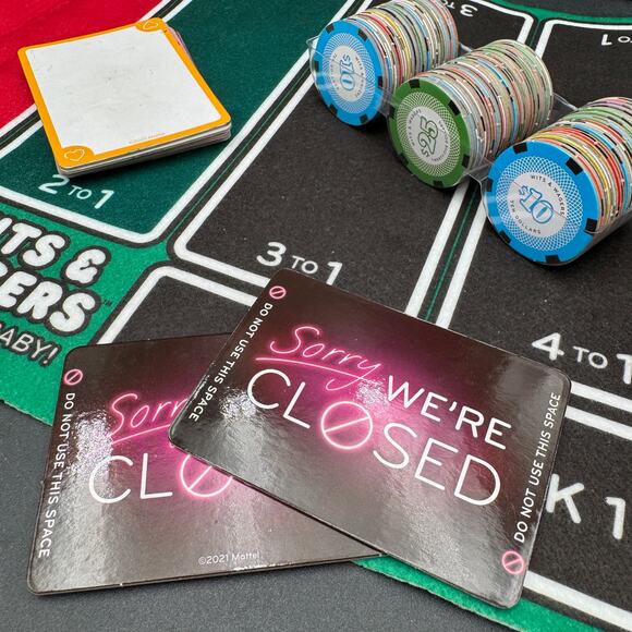 Board Game Wits and Wagers It's Vegas, BABY!  Board Game age 13+, 5+ Players - Picture 4 of 6